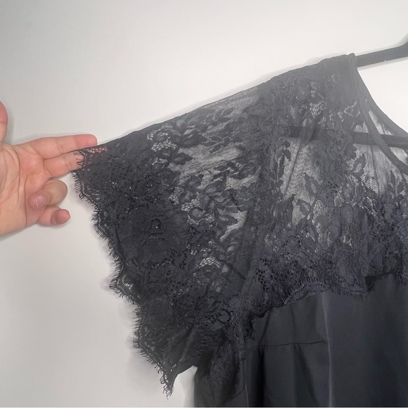 Torrid Satin With Lace Trim Blouse black size 4XL. - Picture 6 of 11